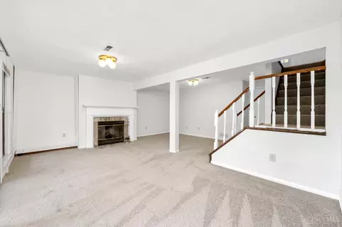 Living - 2869 Phaeton Ln, Maineville, OH 45039 photo 7 of 7