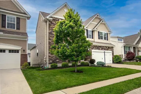 Exterior - 669 Sandker Ln, Cincinnati, OH 45255 photo 4 of 8