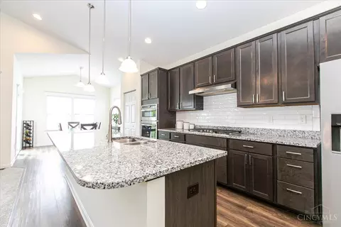 Kitchen - 669 Sandker Ln, Cincinnati, OH 45255 photo 5 of 6