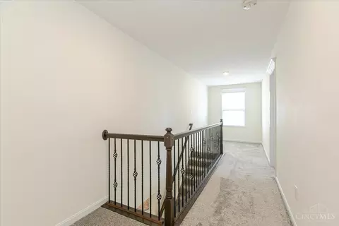 Entry Way - 669 Sandker Ln, Cincinnati, OH 45255 photo 2 of 6