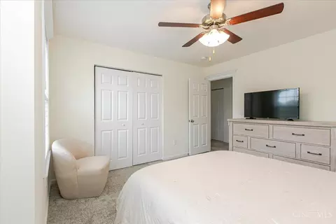 Bedroom - 669 Sandker Ln, Cincinnati, OH 45255 photo 4 of 14