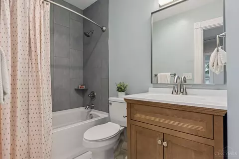 6124 Roe St, Cincinnati, OH 45227 photo 48