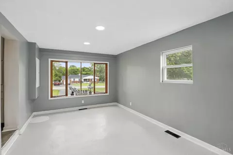 2079 Forestlake Dr, Cincinnati, OH 45244 photo 24