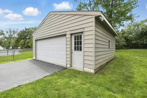 2079 Forestlake Dr, Cincinnati, OH 45244 photo 28