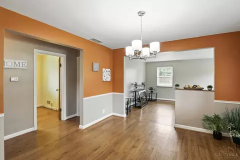 2079 Forestlake Dr, Cincinnati, OH 45244 photo 7