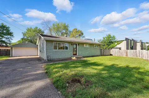 3329 Shadyview Rd, Moraine, OH 45439