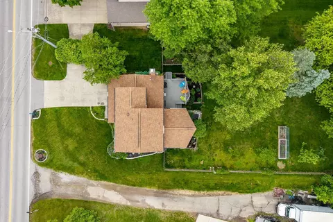 View/Area - 3983 Irwin Simpson Rd, Mason, OH 45040 photo 1 of 3