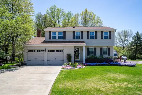 3983 Irwin Simpson Rd, Mason, OH 45040