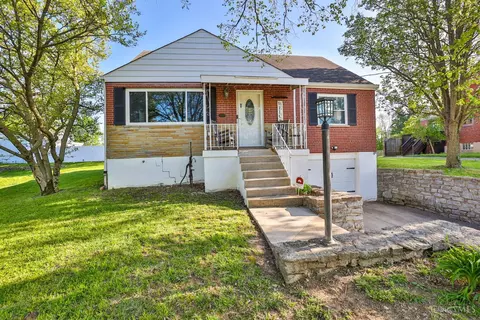 4315 Foley Rd, Cincinnati, OH 45238