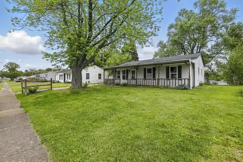 Exterior - 463 Glenrose Ln, Cincinnati, OH 45244 photo 1 of 9