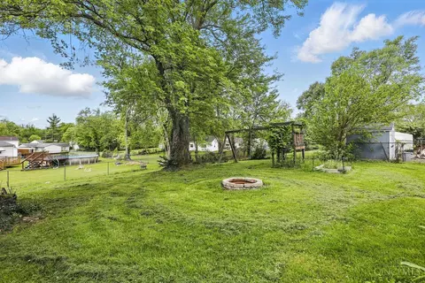 Exterior - 463 Glenrose Ln, Cincinnati, OH 45244 photo 5 of 9