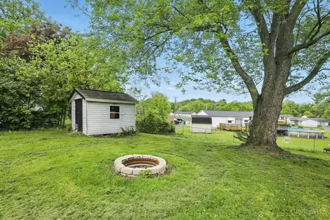 Exterior - 463 Glenrose Ln, Cincinnati, OH 45244 photo 6 of 9