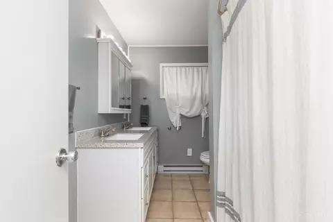 Bath - 44 Powers Ave, Georgetown, OH 45121 photo 1 of 2