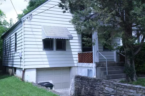 1916 Waltham Ave, North College Hill, OH 45239