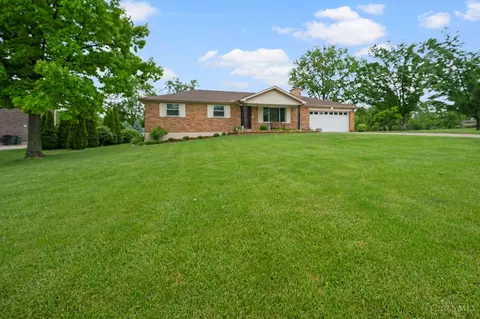 7652 Nordan Dr, West Chester, OH 45069