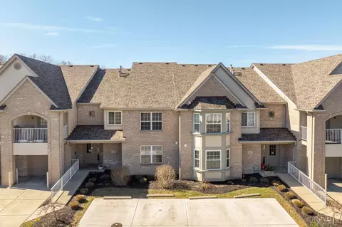 831 Neeb Rd, Cincinnati, OH 45233