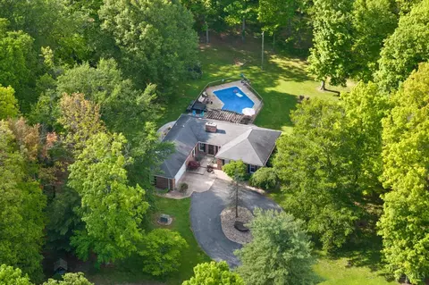 Exterior - 3797 Morgan Rd, Blanchester, OH 45107 photo 7 of 9