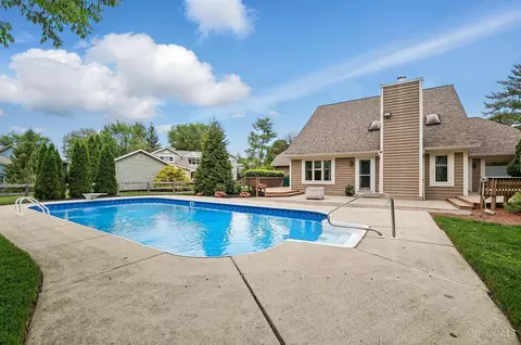 Exterior - 8269 Windsail Ct, Maineville, OH 45039 photo 5 of 13