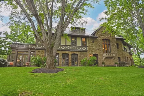 Exterior - 1 Beech Crest Ln, Cincinnati, OH 45206 photo 2 of 25