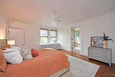 Bedroom - 1 Beech Crest Ln, Cincinnati, OH 45206 photo 5 of 14