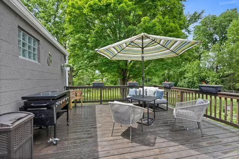 Exterior - 249 Ohio Ave, Reading, OH 45215 photo 6 of 9