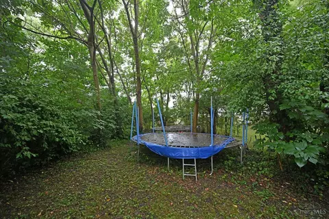 Exterior - 4321 Eastern Ave, Cincinnati, OH 45226 photo 5 of 7