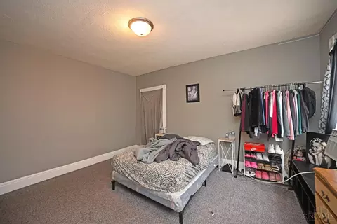 Bedroom - 4321 Eastern Ave, Cincinnati, OH 45226 photo 2 of 6