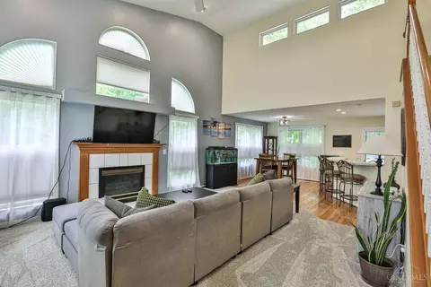 7168 Wethersfield Dr, Hamilton Township, OH 45039 photo 6