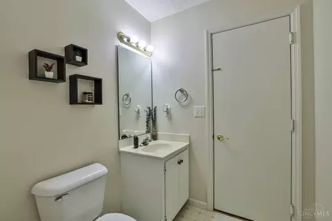 7168 Wethersfield Dr, Hamilton Township, OH 45039 photo 18