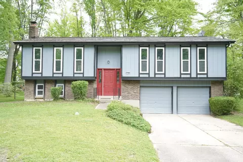 1260 Pine Forest Dr, Amelia, OH 45102