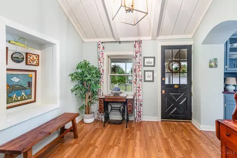 Entry Way - 7469 Gracely Dr, Cincinnati, OH 45233 photo 1 of 3