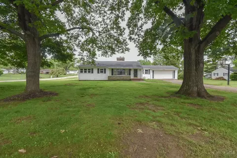 23 Arcadia Dr, Middletown, OH 45042