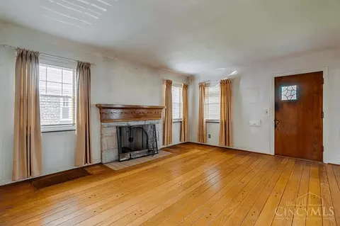 1817 Blackstone Pl, Cincinnati, OH 45237 photo 13
