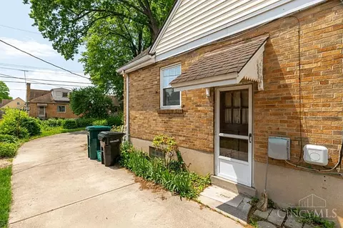 1817 Blackstone Pl, Cincinnati, OH 45237 photo 6