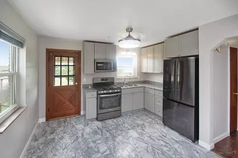 Kitchen - 709 Maple Dr, Reading, OH 45215 photo 1 of 2