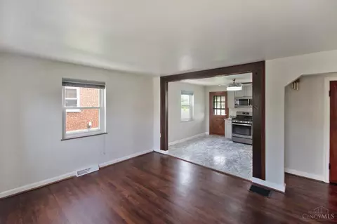 Living - 709 Maple Dr, Reading, OH 45215 photo 1 of 3