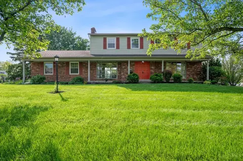 11248 Embassy Dr, Forest Park, OH 45240