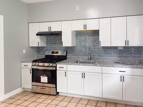Kitchen - 1246 Sunset Ave, Cincinnati, OH 45205 photo 1 of 1