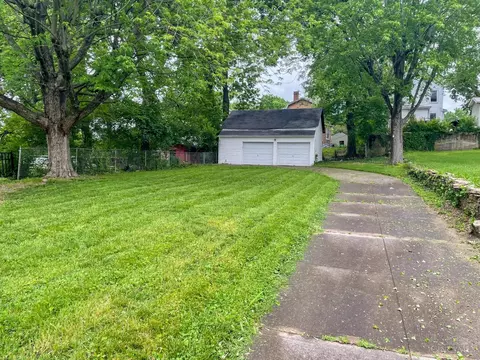 Exterior - 1246 Sunset Ave, Cincinnati, OH 45205 photo 3 of 3