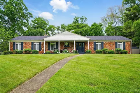 1634 Apple Hill Rd, Anderson Twp, OH 45230