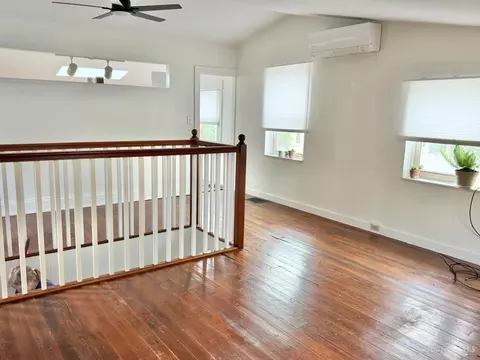 Living - 2241 Flora St, Cincinnati, OH 45219 photo 5 of 6