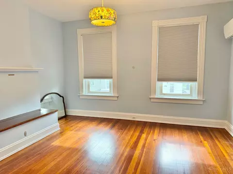 Living - 2241 Flora St, Cincinnati, OH 45219 photo 4 of 6