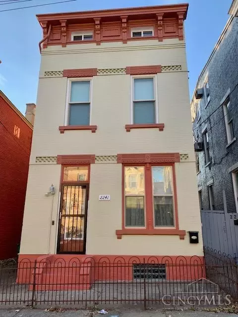 Exterior - 2241 Flora St, Cincinnati, OH 45219 photo 2 of 5