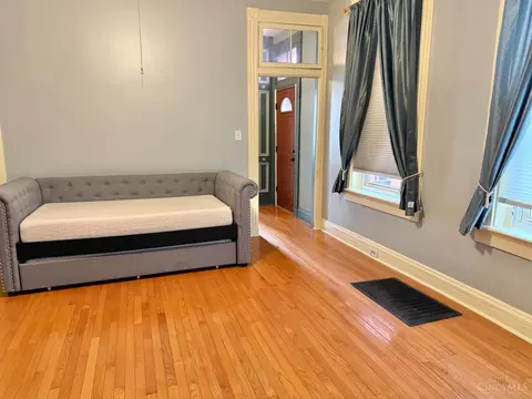 Living - 2241 Flora St, Cincinnati, OH 45219 photo 1 of 6