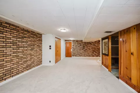 1045 Pelican Dr, Cincinnati, OH 45231 photo 36