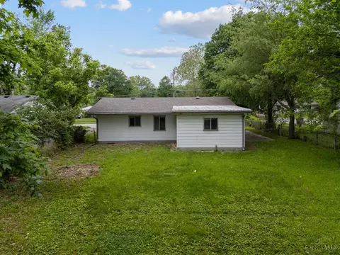 Exterior - 2409 Schon Dr, Cincinnati, OH 45231 photo 5 of 5