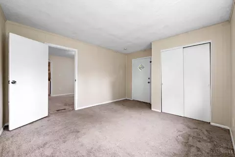 Bedroom - 2409 Schon Dr, Cincinnati, OH 45231 photo 6 of 6