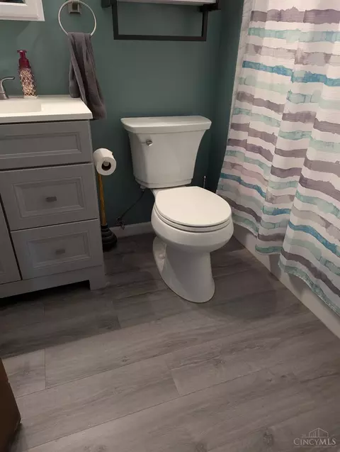 Bath - 1119 Westfield Dr, Harrison, OH 45030 photo 1 of 4