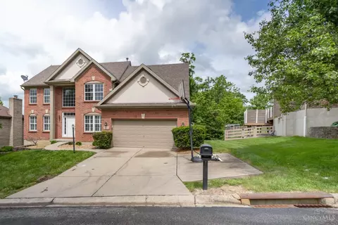 8218 Spring Leaf Lake Dr, Colerain Twp, OH 45247