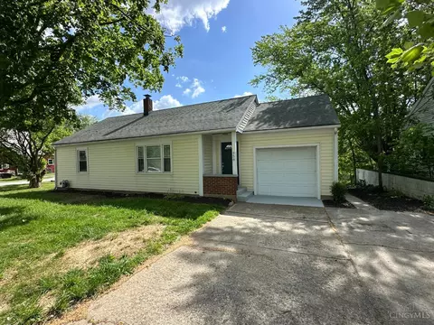 958 High St, Hillsboro, OH 45133